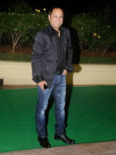 Vipul Amrutlal Shah Wallpapers