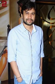 Vishal Pandya Biography, Filmography, DOB, Height, Siblings