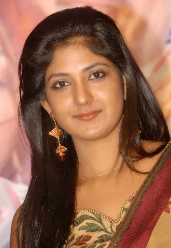 Yagna-Shetty-Hot-Bikini-Image-Gallery