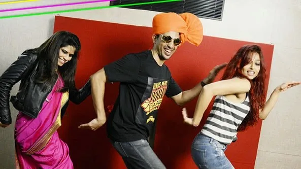 Ye Na Gade Video Song from Hunterrr Film | Gulshan Devaiah, Radhika Apte