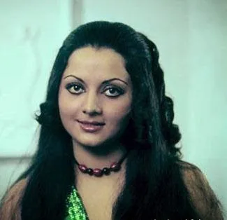 Yogeeta-Bali-Hot-Bikini-Wallpapers