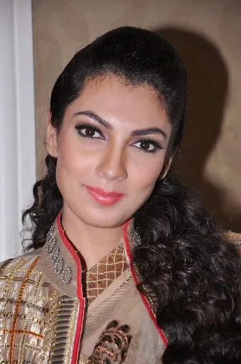 Yukta-Mookhey-Hot-Photo-Gallery