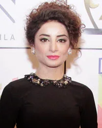 Yumna Zaidi Hot Sexy Bikini Pics