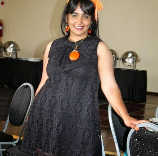 Zaheera-Hot-Bikini-Stills