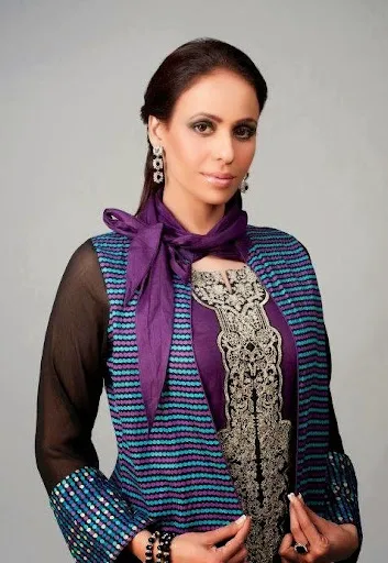 Zainub Qayyum Hot Sexy Bikini Pics