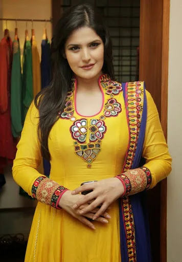 Zarine-Khan-Hot-Photos