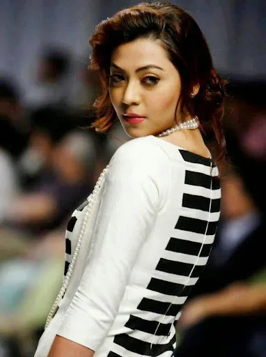 Zeba Ali Hot Sexy Bikini Still