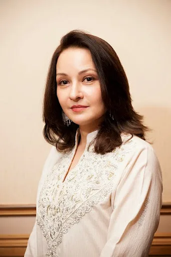 Zeba Bakhtiar Hot Sexy Bikini Pictures