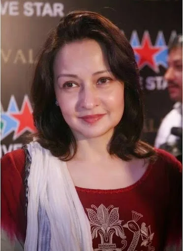 Zeba Bakhtiar Hot Sexy Bikini Still