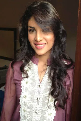 Zhalay Sarhadi Hot Sexy Bikini Photo