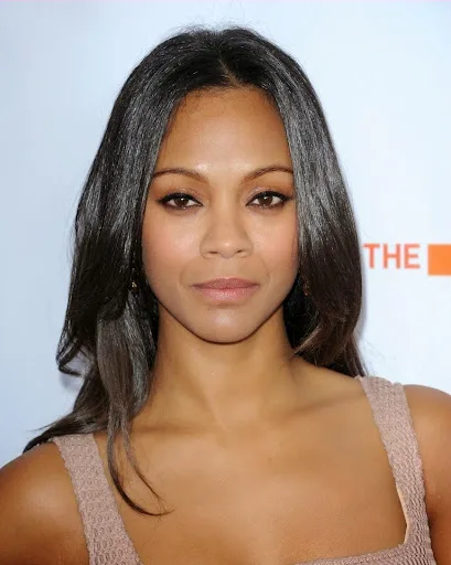 Zoe Saldana Hot Sexy Bikini Images